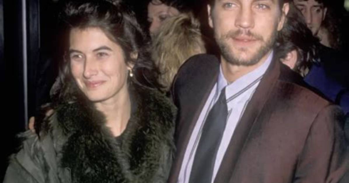 The Bond Between Eric and Julia Roberts: a Sibling Connection