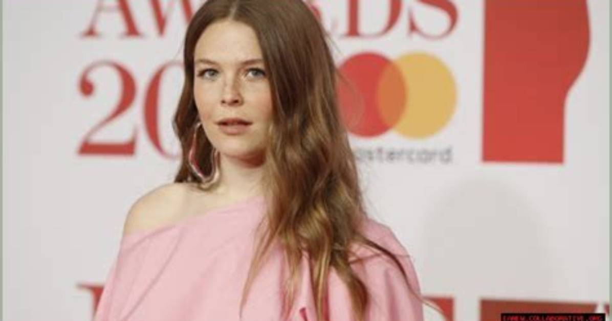 The Untold Story of Maggie Rogers' Mother: a Journey of Inspiration and Support