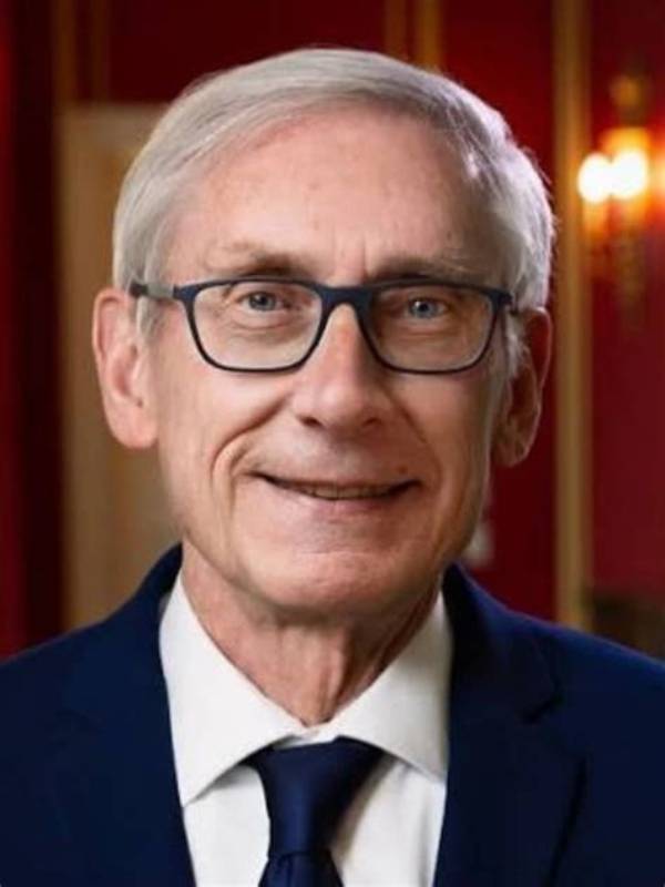 Tony Evers Height, Weight, Net Worth, Age, Birthday, Wikipedia, Who, Nationality, Biography
