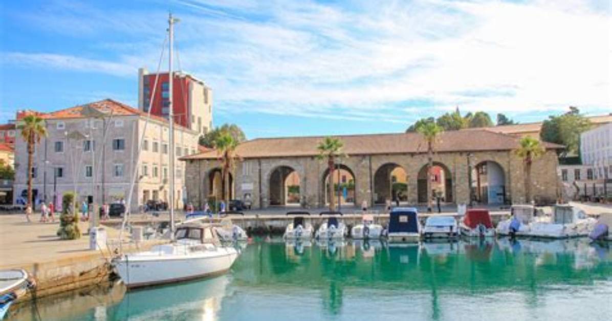 Uncover Hidden Gems and Immerse Yourself in Local Culture