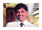Uncovering Hemant Shah: Real Photos of the Market Maestro
