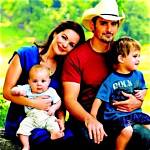 Unraveling the Family Life of Brad Paisley: Does He Have Any Sons?