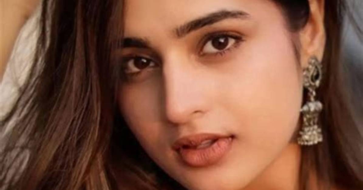 Unveiling Ayesha Khan: Is She Married?