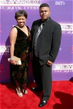 Unveiling Chandra Wilson's Spouse: the Story Behind the Star