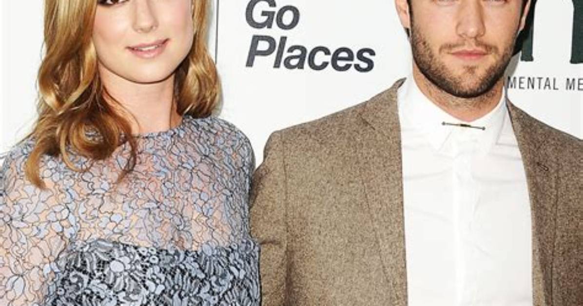 Unveiling Emily Vancamp's Pregnancy Journey