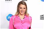 Unveiling Jodie Sweetin's Vocal Tapestry: Exploring Her Singing Journey