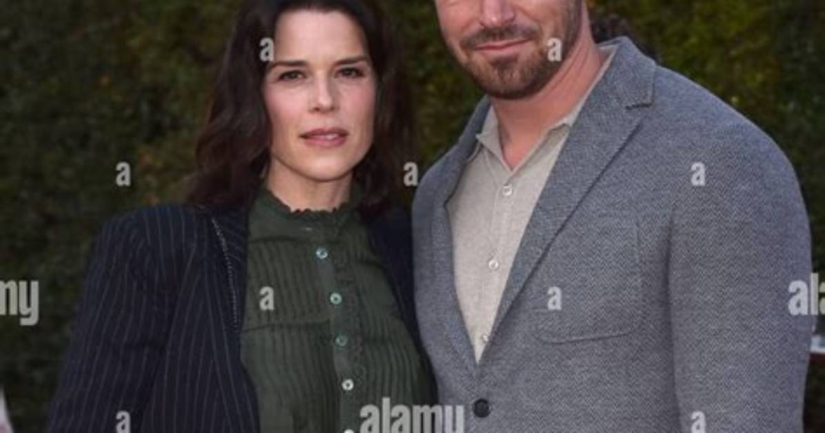 Unveiling Neve Campbell's Partner: a Journey of Discovery