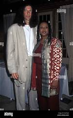 Unveiling Robin Quivers' Married Life: Discoveries and Insights