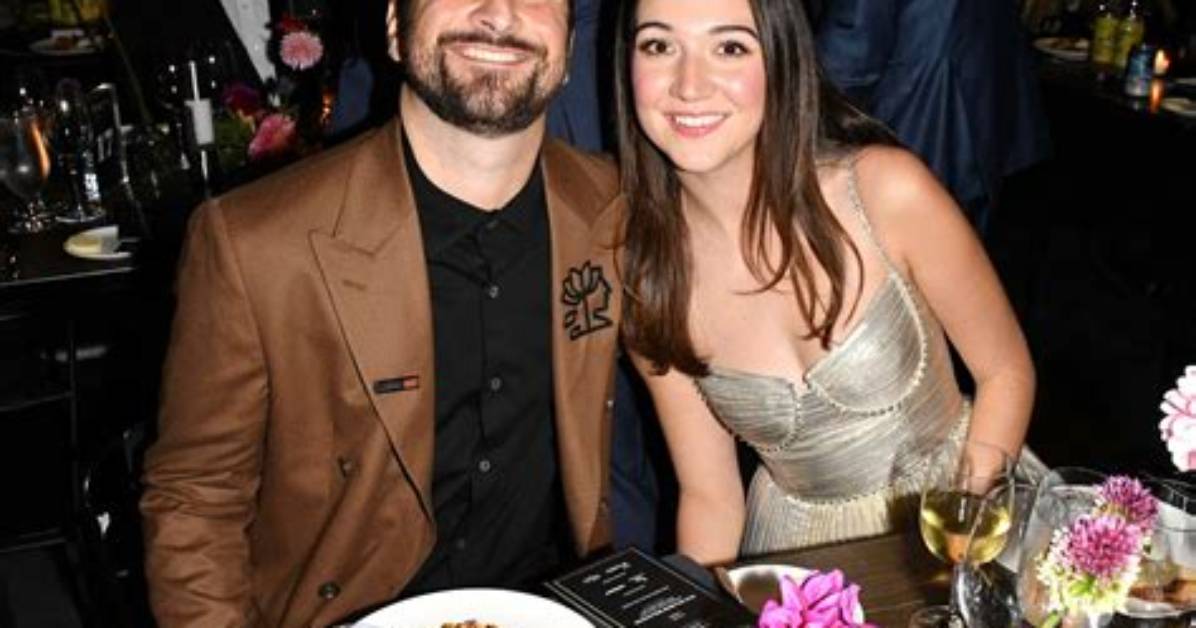 Unveiling the Family Ties: Does Noah Kahan Have Siblings?