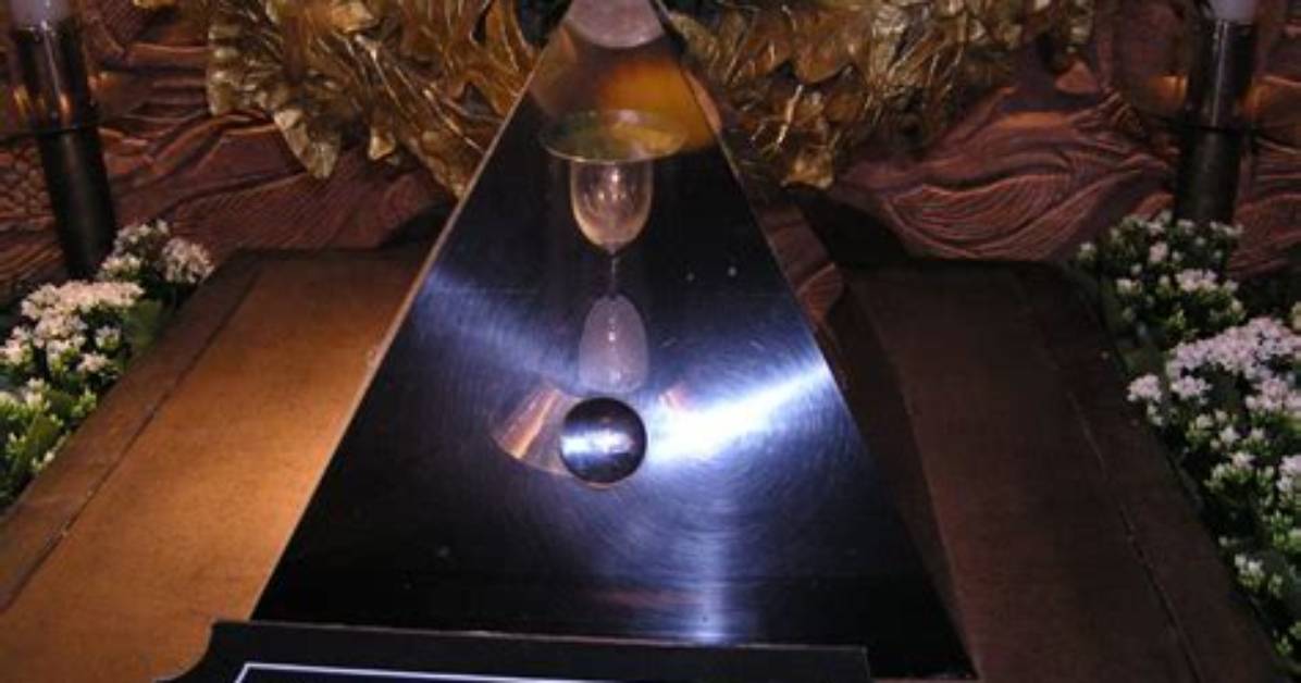 Unveiling the Mystery: Did Dodi Buy a Ring?