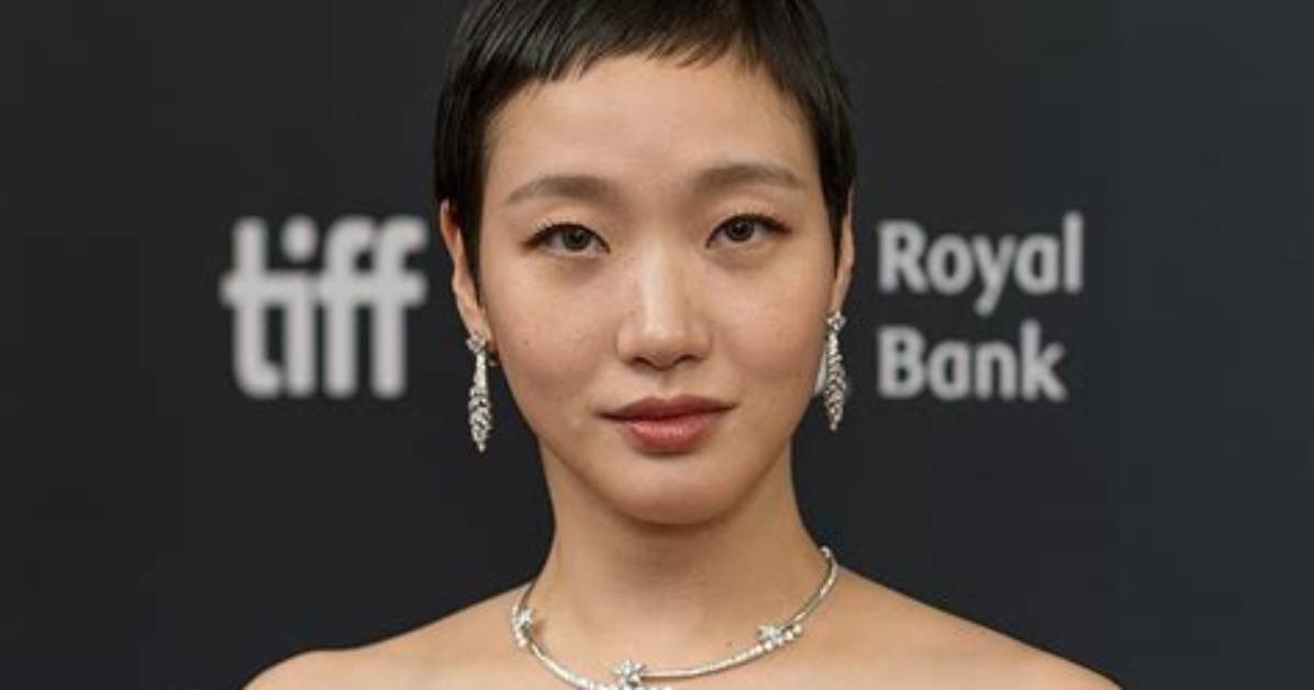 Unveiling the Secrets of Kim Go-Eun's Relationships