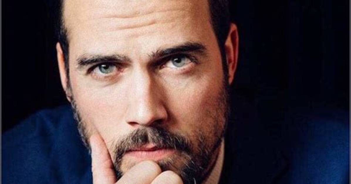 Unveiling Thomas Beaudoin's Age: a Closer Look at the Actor's Journey