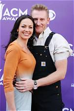 Was Joey Feek Married Before: a Deeper Look