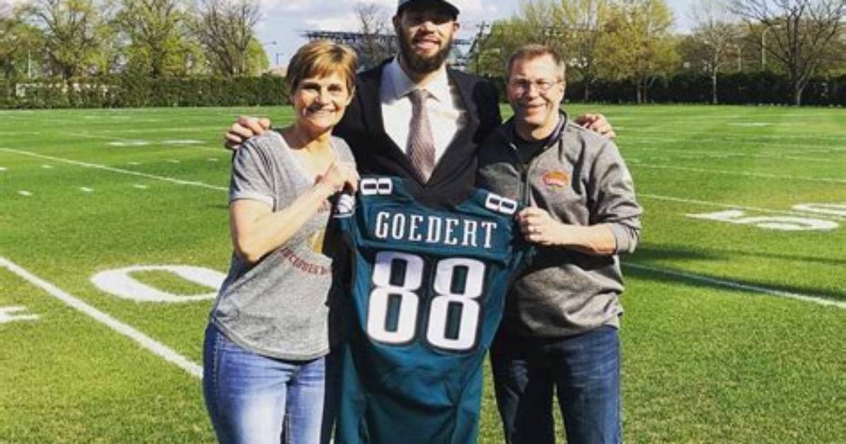 Who Are Dallas Goederts Parents? Dallas Goedert Biography, Parents Name and More