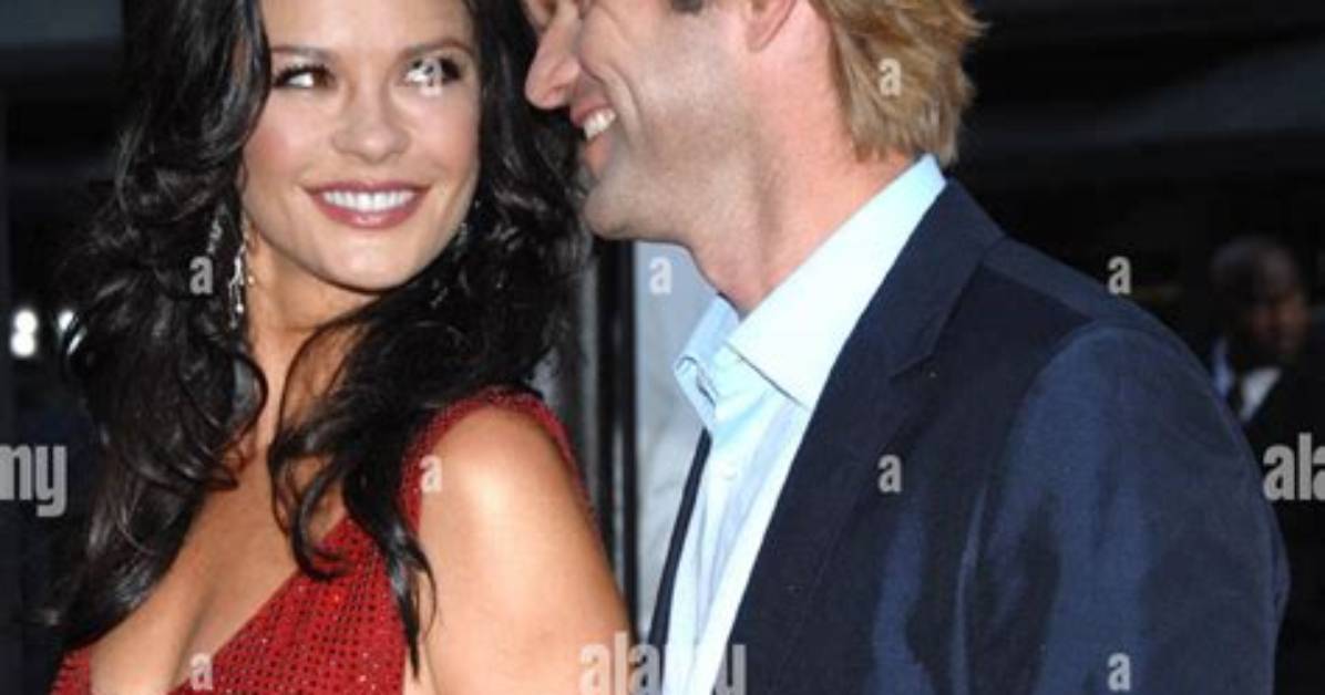 Who Is Aaron Eckhart Married to? - Relationship and Marriage Status
