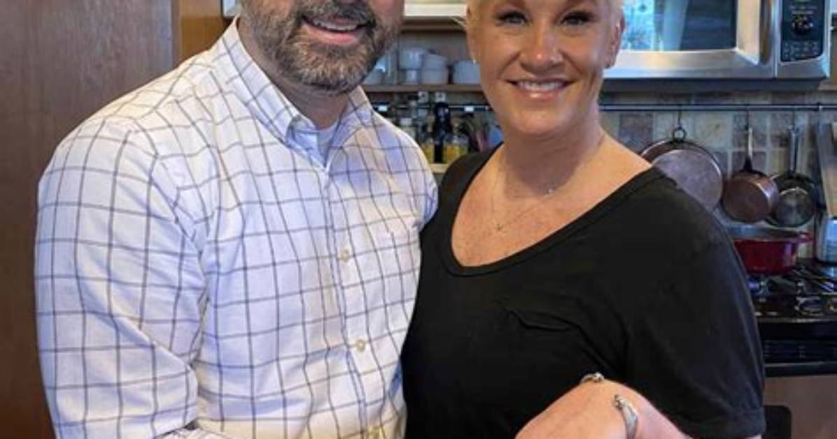Who Is Anne Burrell’s Partner Koren Grieveson?