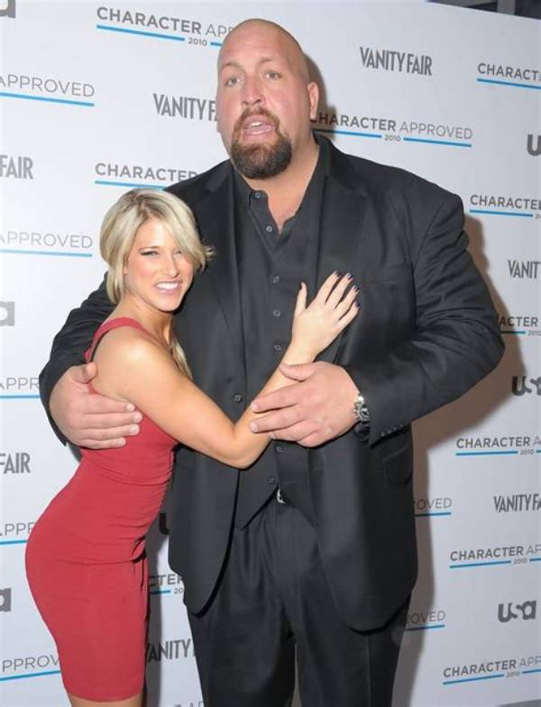 Who Is Big Show’s Wife Bess Katramados? Her Wiki-Bio: Husband, Height, Daughter, Age, Family