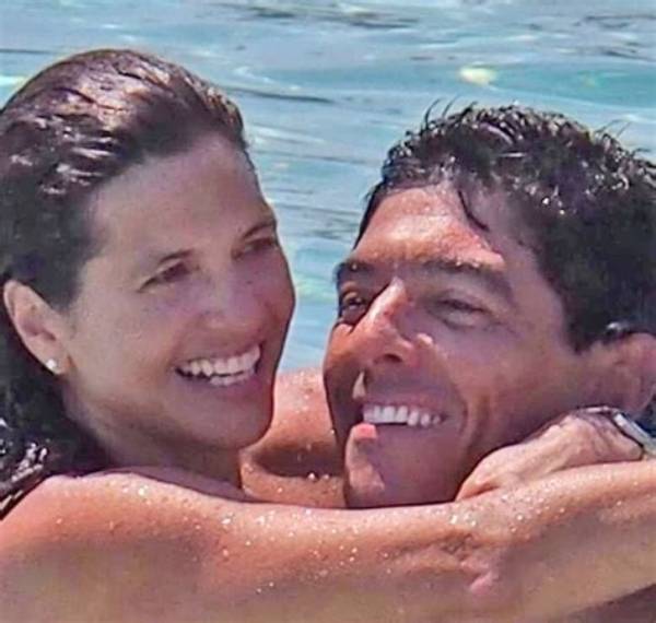Who Is Gustavo Arnal Wife? Everything on His Married Life and Net Worth