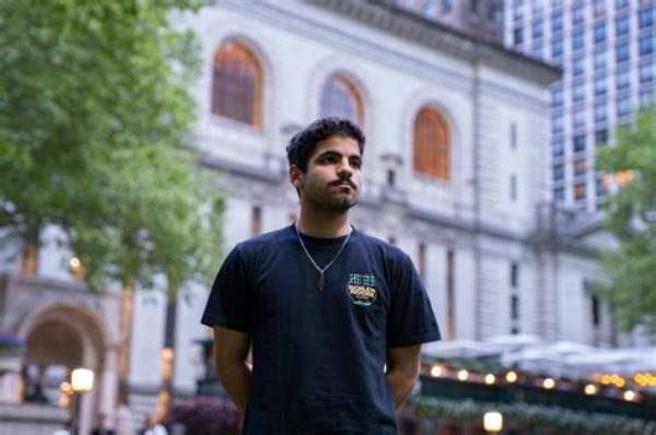 Who Is Laith Shalabi? First-Year Cuny Law Student Filmed Destroying Posters of Kidnapped Israelis