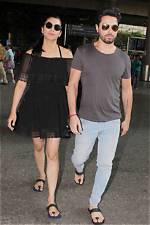 Who Is Shruti Haasan Dating? Details About Shruti Haasans Boyfriend About Santanu Hazarika