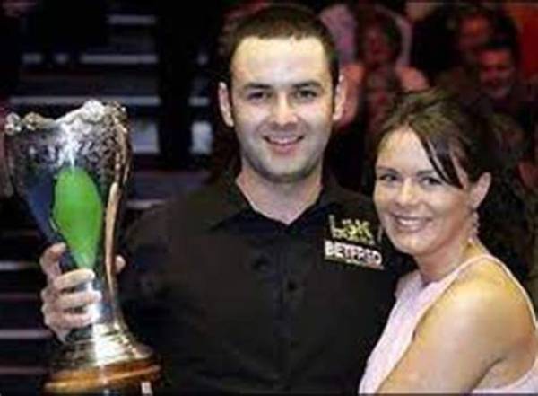 Who Is Stephen Maguire Wife Sharon Maguire? Age Gap Children and Net Worth – No Bow Tie