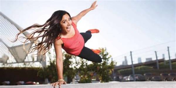 Who Is Youtuber Michelle Khare? Net Worth, Boyfriend, Parents