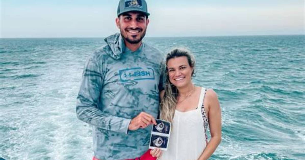 Zach Eflin and Wife Lauren Dennen Are Married Since 2020, Family Life on Phillies Star