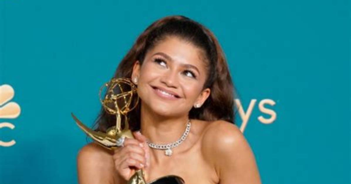Zendaya Talks Momentous Emmy Win and ‘Loved Ones’ in Acceptance Speech